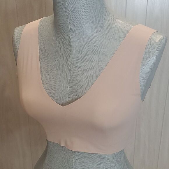 True and Co. | Light Lounge Bra - Picture 5 of 7